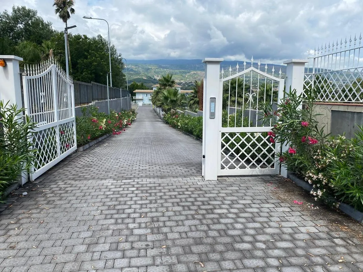 Holiday home Artaleammare Villa Fondachello