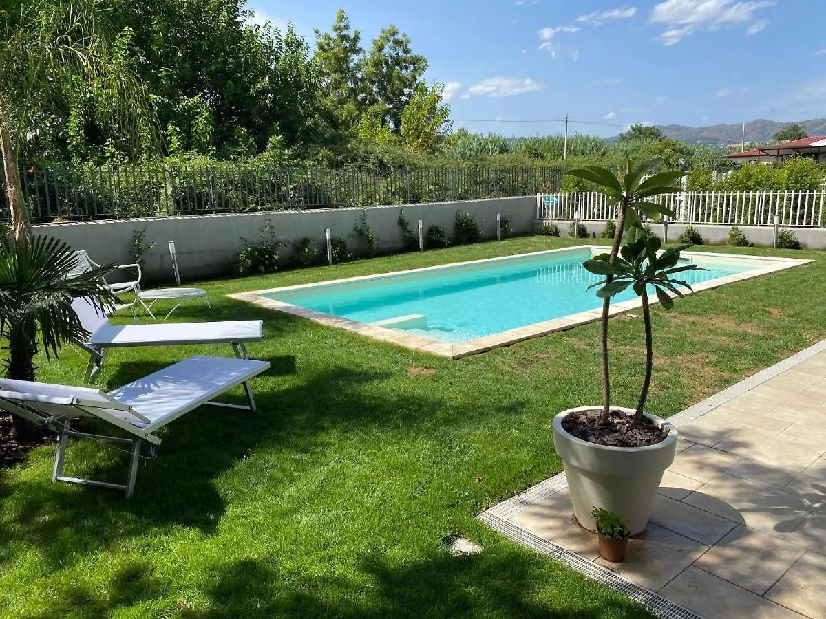 Artaleammare Villa Fondachello  Italy